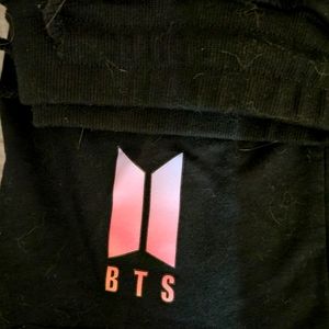 BTS Love Yourself: Her Jogging Pants